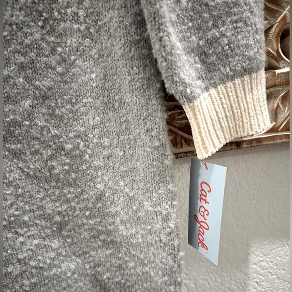 Cat & Jack Gray and Cream Sweater Dress- size Girls XL(14/16) - Picture 5 of 8